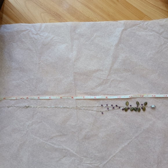 A set of necklace and earrings - Picture 1 of 7